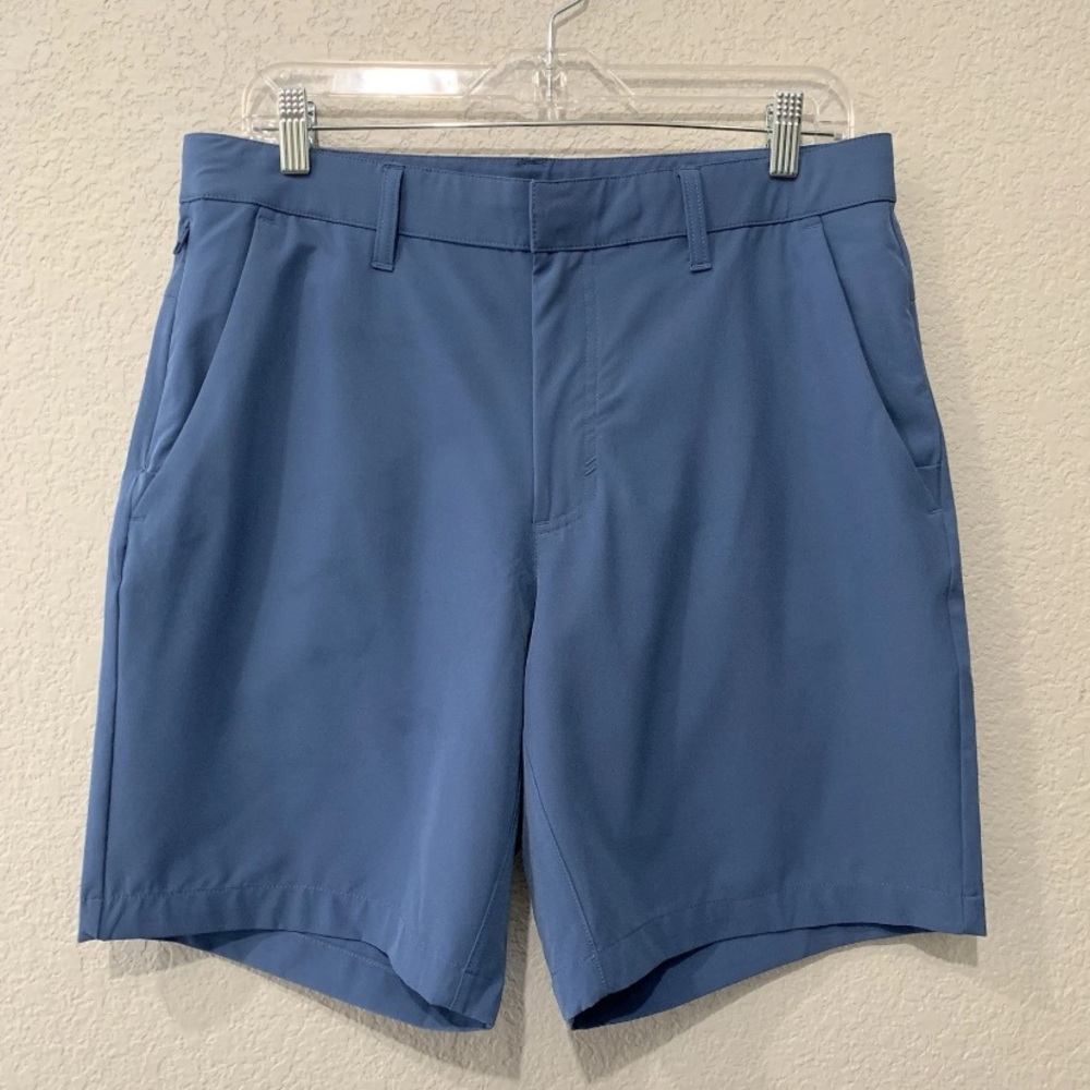Fabletics Only Shorts Mens M Performance Golf Stretch Tech 33x8 Blue Preppy